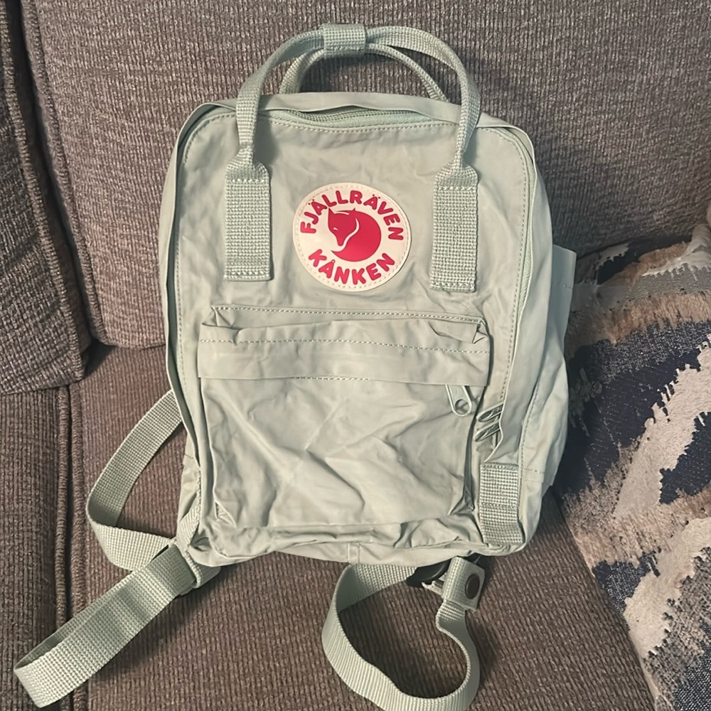 Fjallraven Kånken Mini Backpack in Mint Green